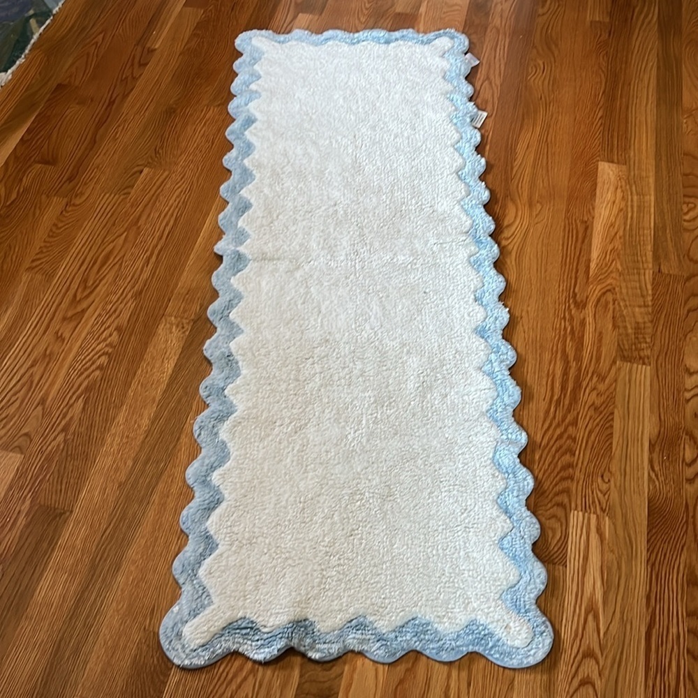 Anthropologie Maeve Scalloped Bath Mat Large NEW - Picture 5 of 9